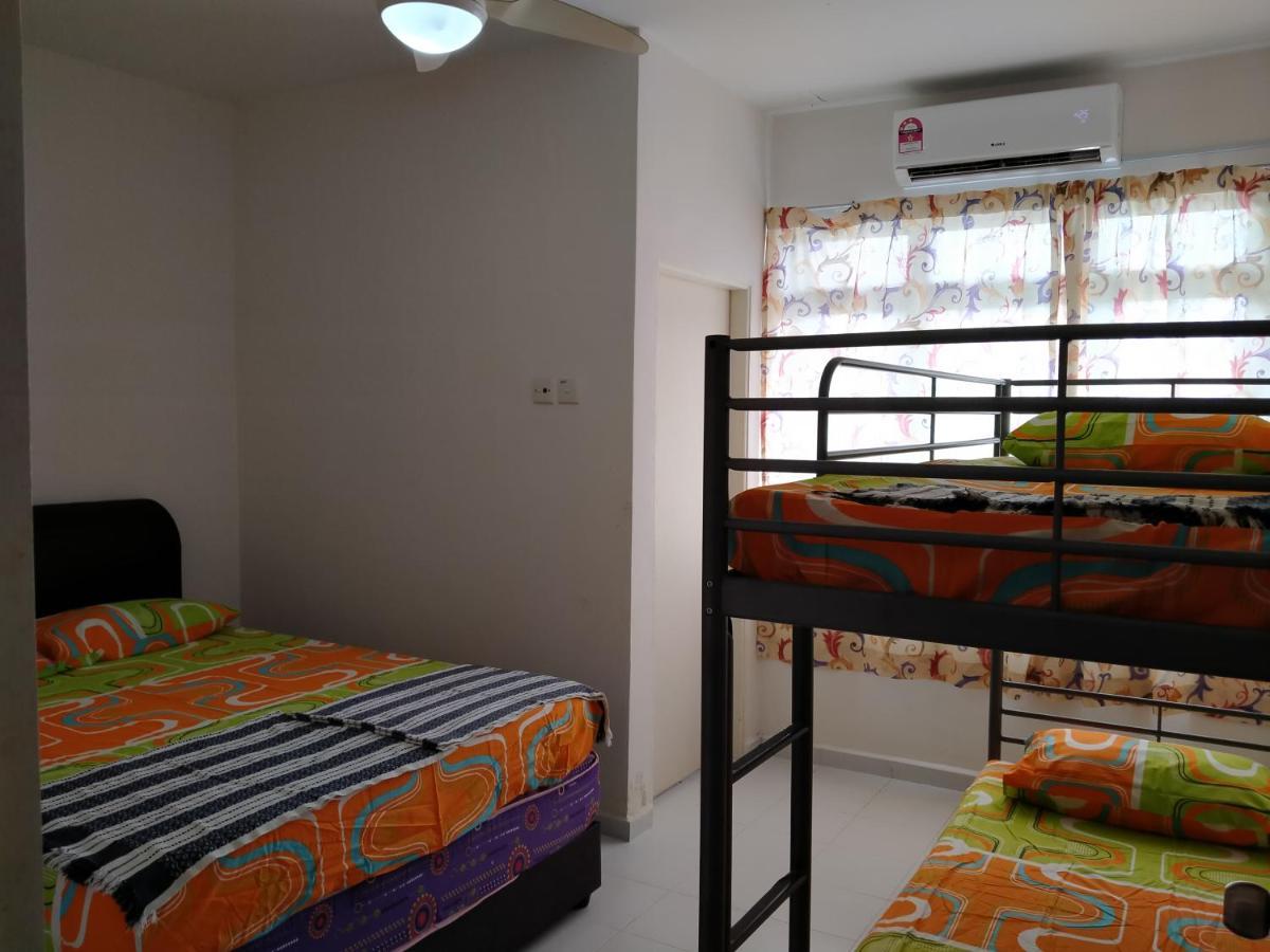 Deluxe Family Beach Condo Portdickson Петалинг Джая Екстериор снимка